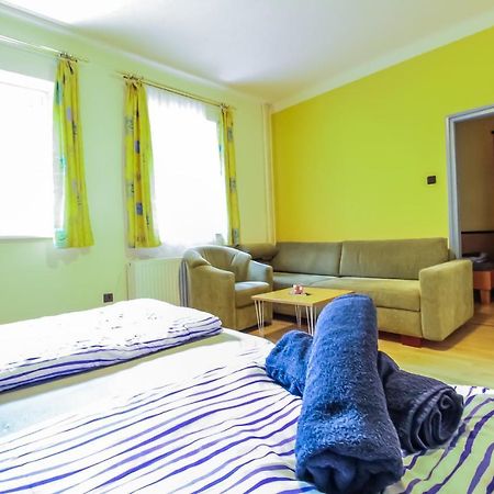 Deluxe Apartment 5P Bs Vienna Exterior photo