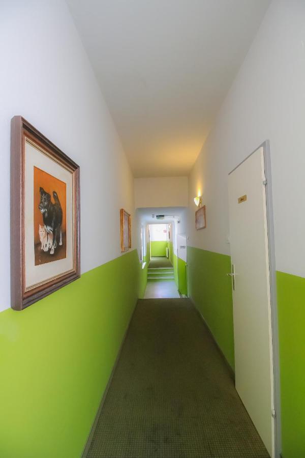 Deluxe Apartment 5P Bs Vienna Exterior photo